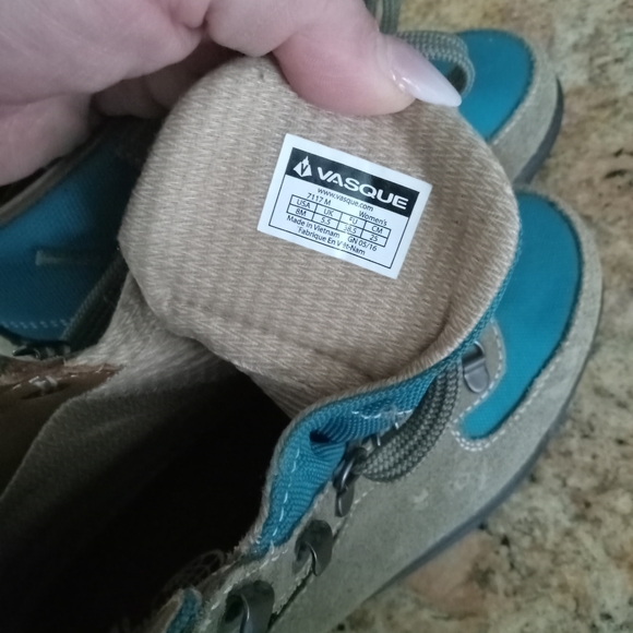 Shoes - Picture 3 of 5